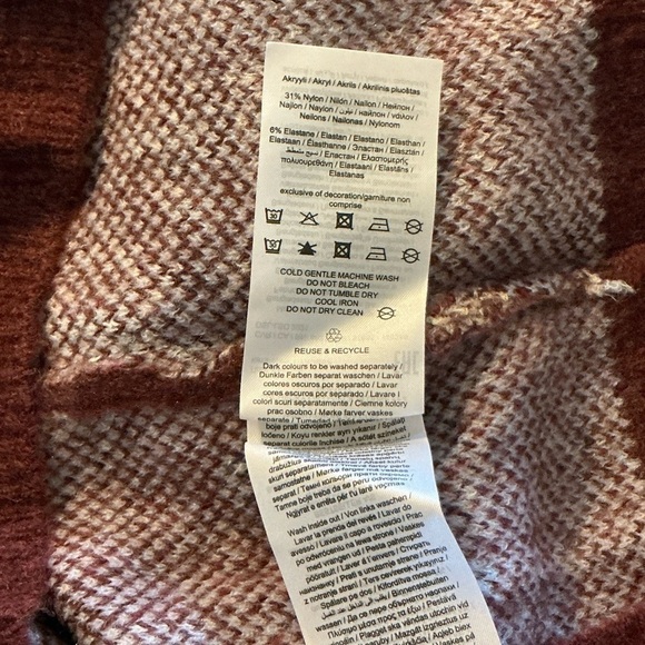 VERO MODA Buffalo Check Balloon Sleeve Sweater M 21” p2p Port Royal/Birch NWT - Picture 11 of 12